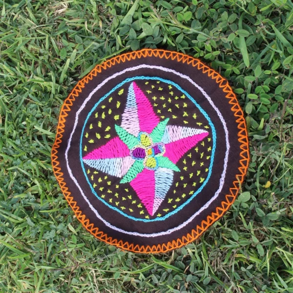 4-point Star Pattern Shipibo Embroidery